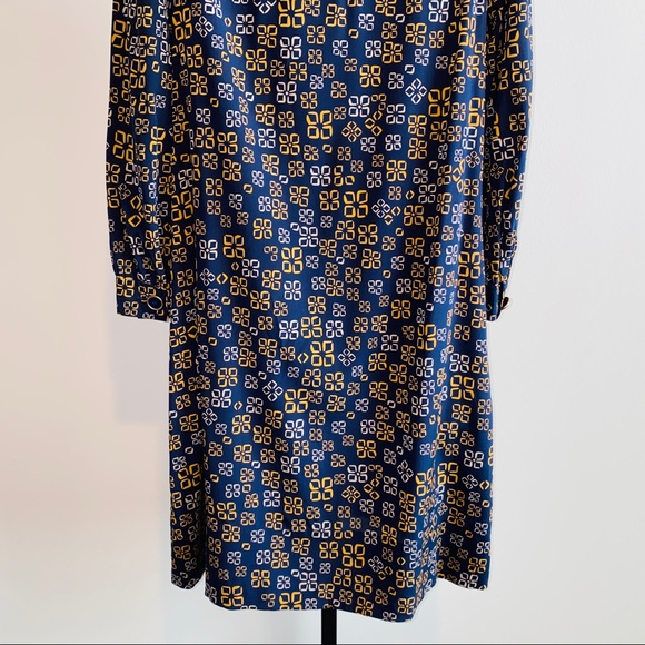 Vintage DKNY Navy Blue Silk Printed Neck Tie Dress with Pockets Size 6 - Picture 11 of 11